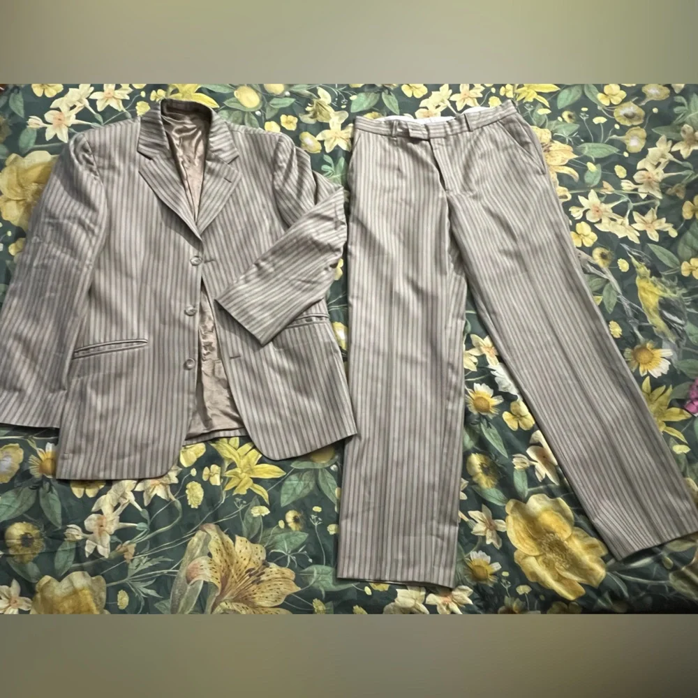 Italian men wool suit - Picture 1 of 14